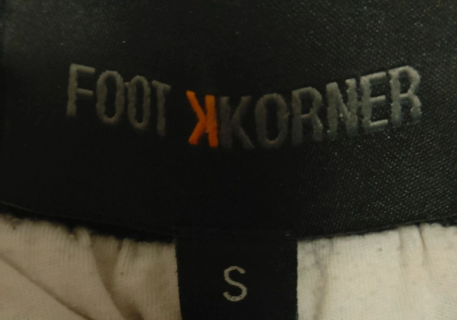 Bas de chándal Foot Korner Negro y Amarillo Talla S – photo 11